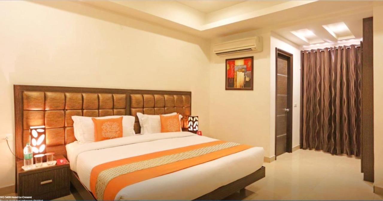 Genx Le Crescent Ghaziabad Hotel Exterior photo